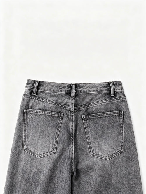 Drape Loose Washed Jean