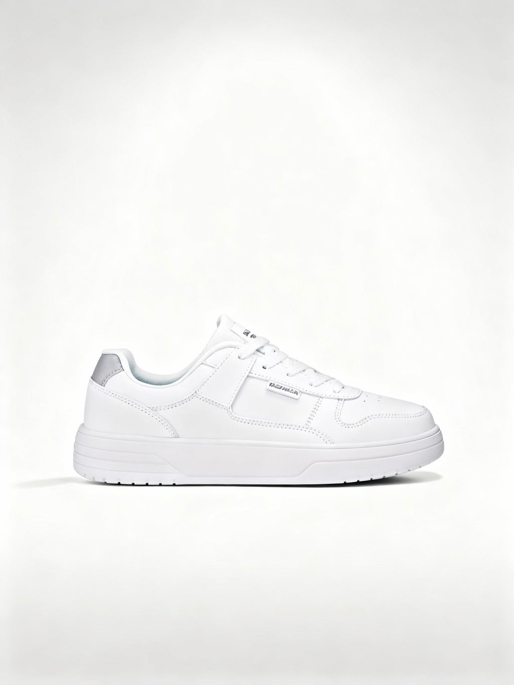 Apollo White Trainer